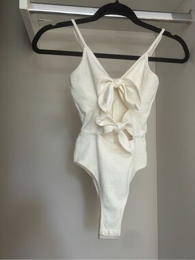 White Cream Ribbed Bow Tie Front Bodysuit